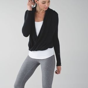 Lululemon Iconic Wrap - small